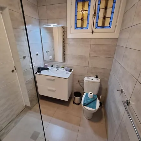 Apartamento Studio No 2 Just 100 To And Sea, Large Terrace, Heated Pool, Wifi, Aircondition For A Fee *