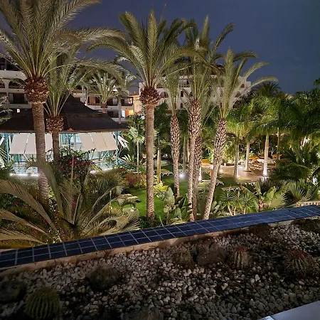 Studio No 2 Just 100 To And Sea, Large Terrace, Heated Pool, Wifi, Aircondition For A Fee * פלאייה דה לאס אמריקס
